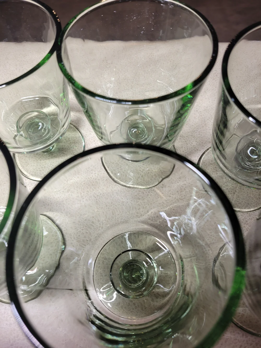 Vintage-Style Light Green Tinted Footed Goblets / Water Glasses – Set of 6 8 OZ